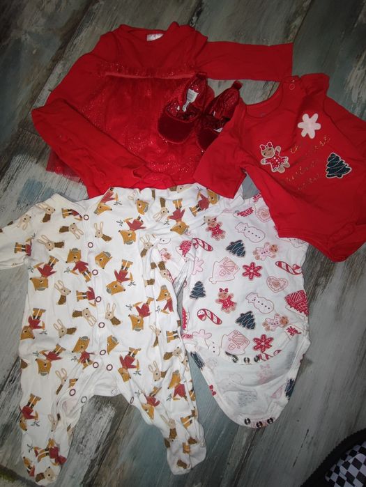 Двехи 3-6, 6-9 месеца момиче