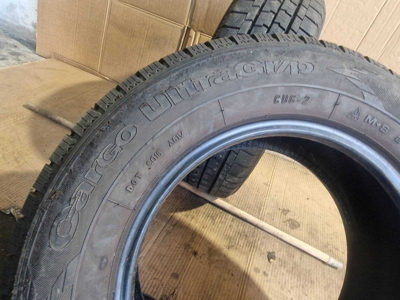 2 Cargo UltraGrip R15C 215/65
летни бусови гуми DOT0814