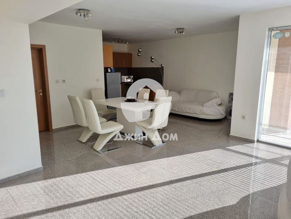 Продава се Многостаен апартамент в Свети Влас - 165 кв.м за 711 €/кв.м - Снимка #1