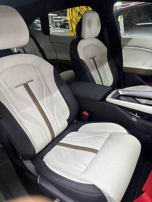 zeekr 007 2matorli full 824zapas xod