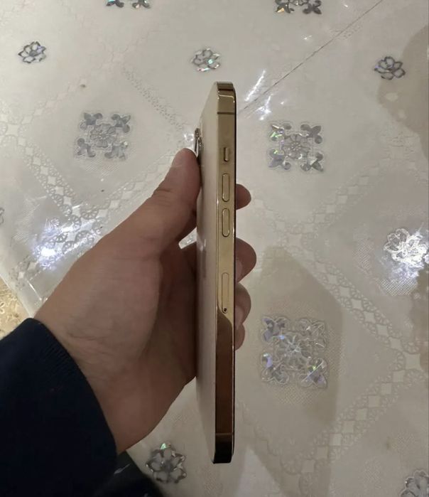 Продам iphone 12 pro max