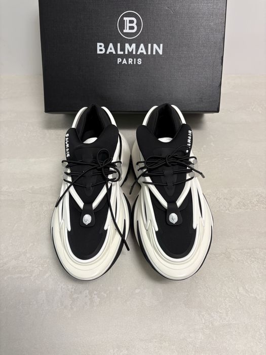 Balmain Unicorn Negru cu Alb