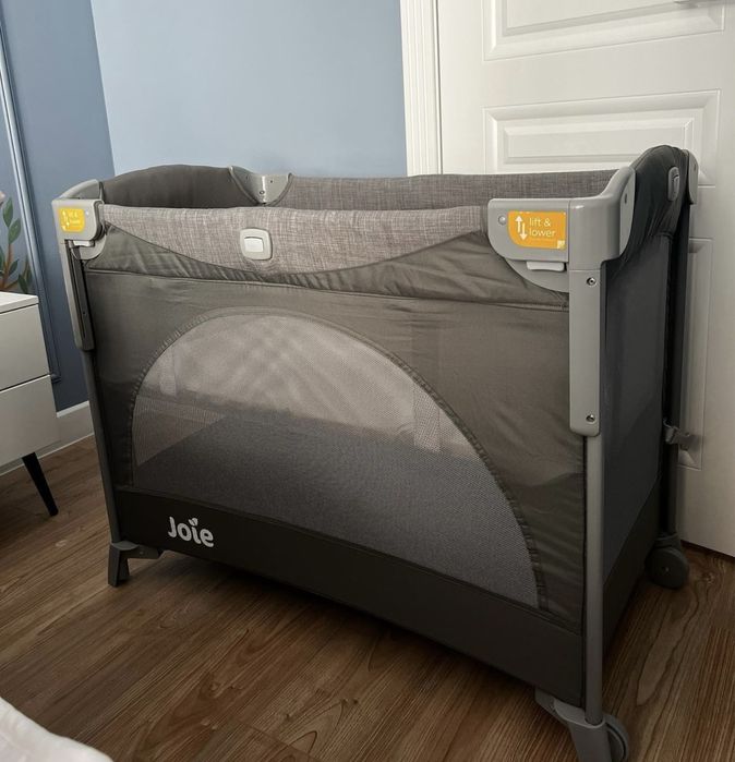 Продается Манеж от Joie