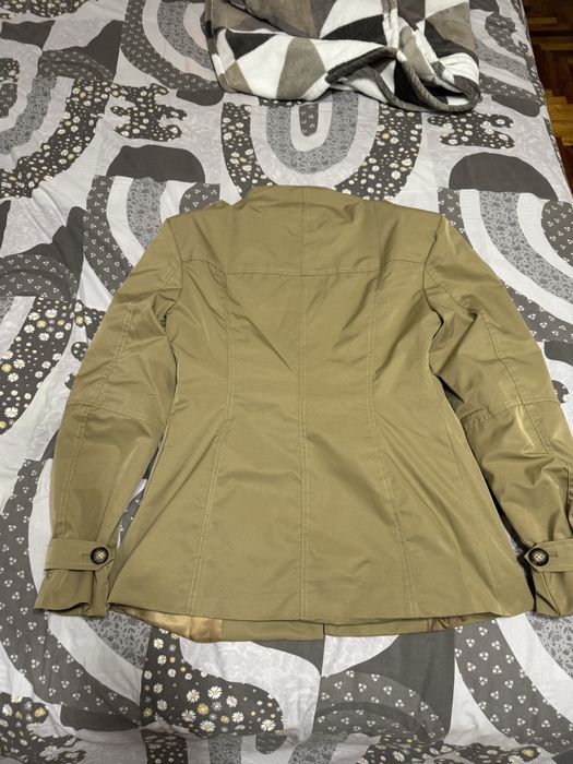 Куртка новая, стильная
