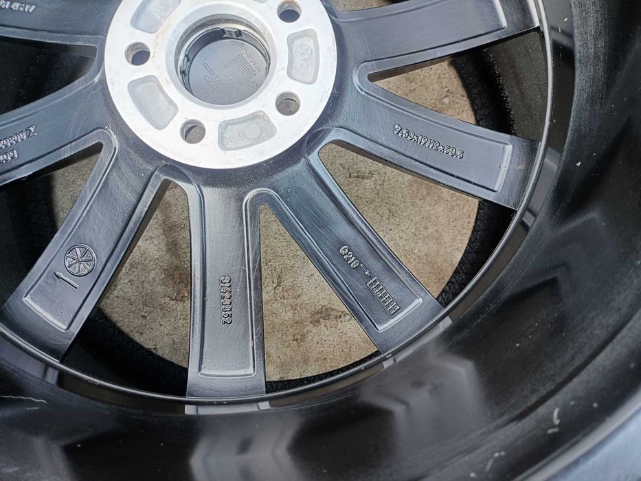 O janta 19 originala volvo XC 60 cod 31423852