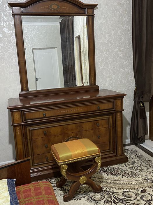 Fabrichniy mebel holati idalniy holatda