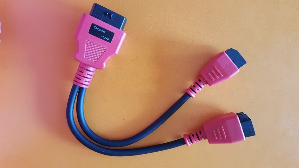 Cablu electric cu conector OBD2