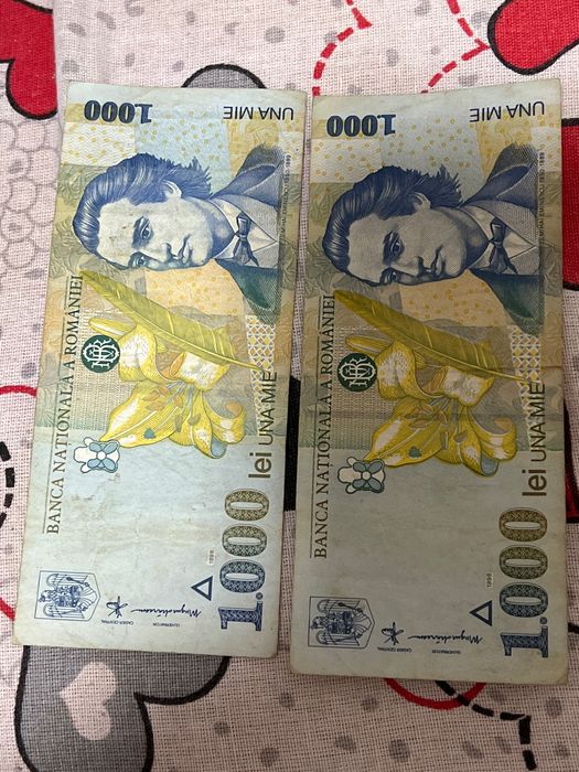 Bancnote vechi cu semiluna și alte modele