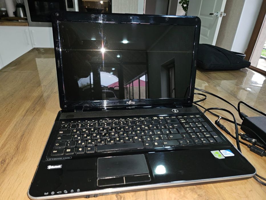 Продается ноутбук