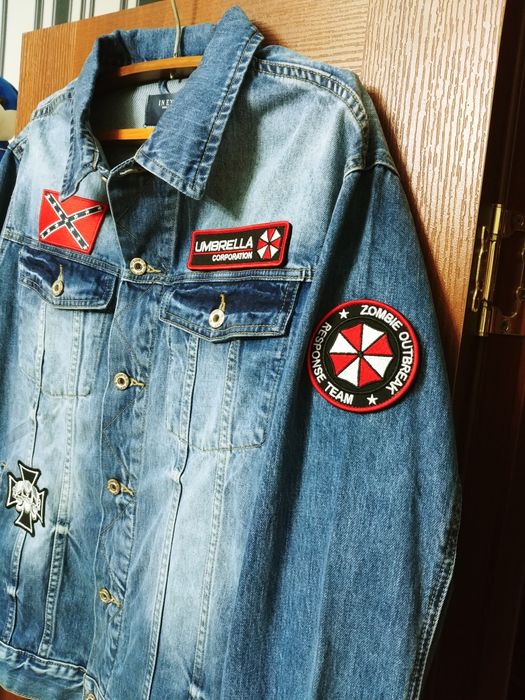 Продаю мужскую джинсовую куртку