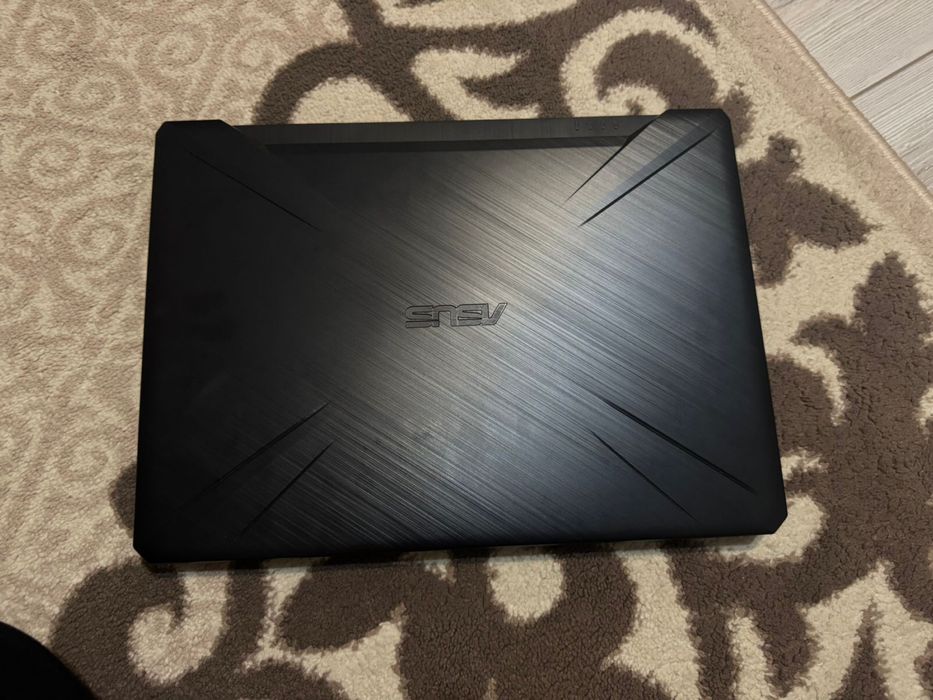 Игровой ноутбук Asus