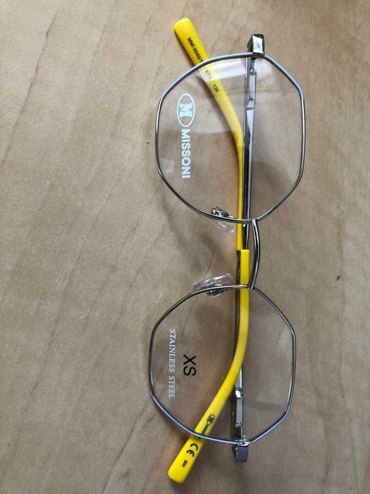 Vand rame de ochelari de vedere - noi-nouti MISSONI - 280 lei