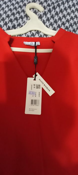 Продам платье новое