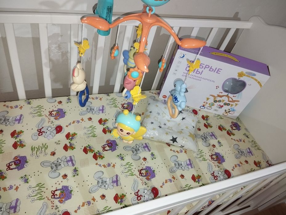 Продам детскую манежку