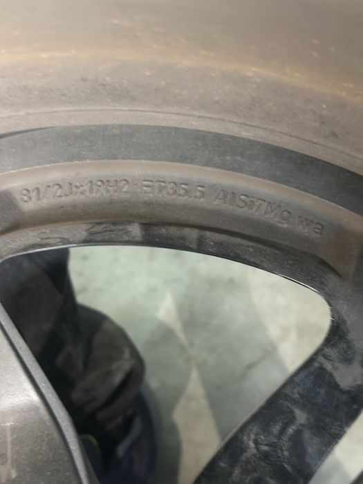Джанта мерседес Е класа w214 19 цола amg Mercedes-Benz OE 8.5" x 19" 5x112 ET 35.5 A2144010300