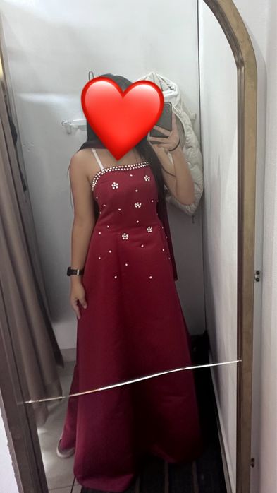 вечерние платья красное