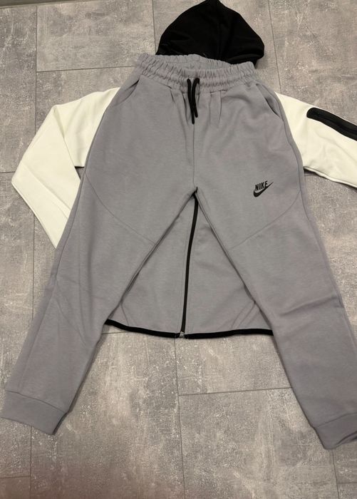 Детски екипи Nike и Adidas