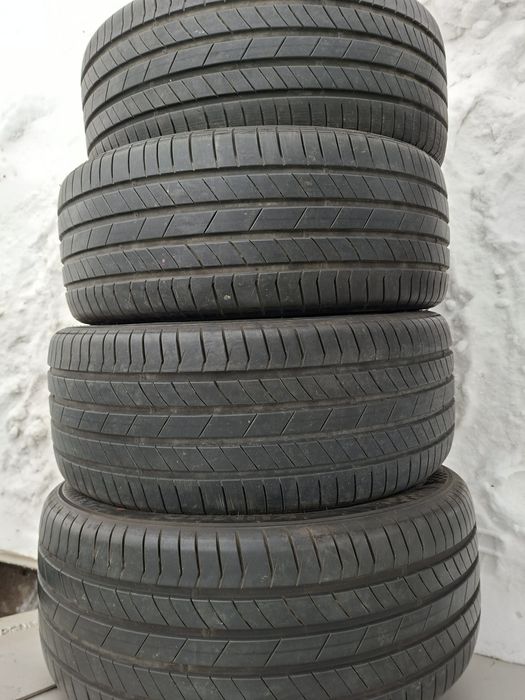 Продам шины. 255/45/20 кумхо экстра.