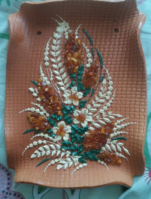 Продам панно с янтарем