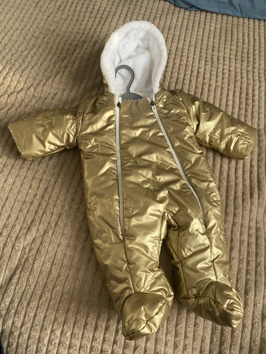 Продам детский комбинезон