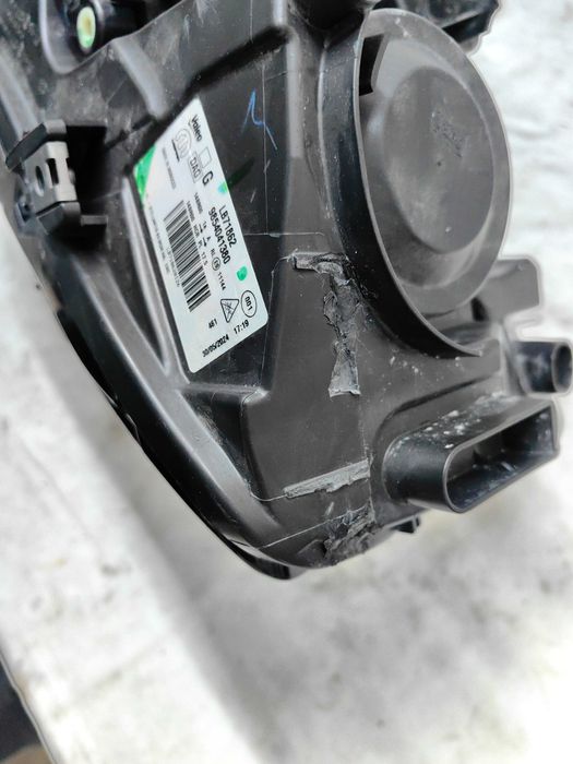 Оригинален фар Fiat Doblo Citroen Berlingo Partner