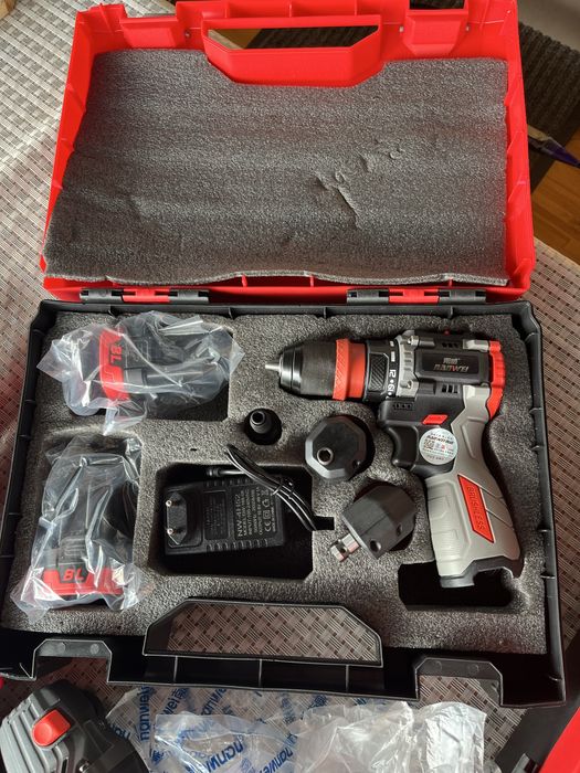 Шуруповерт Гайковерт УШМ