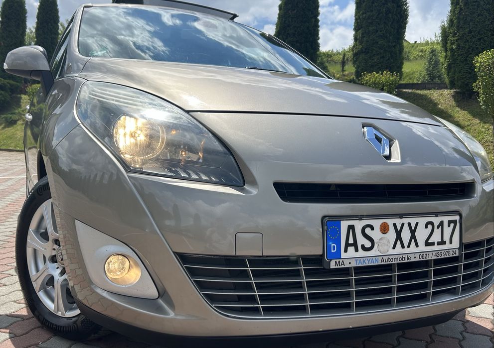 -Renault grand scenic-7locuri-panorama-2011-1.9diesel-131cai-euro5-germania adusa-