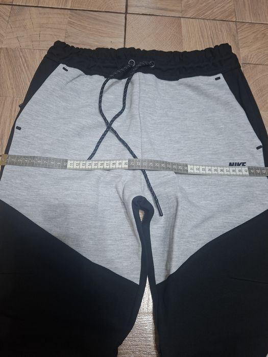 Trening Nike pentru copii,nou cu etichetă,negru și gri,pentru 13/14 ani