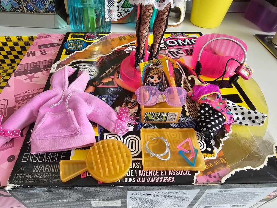 Păpușă LOL Surprise Pop B.B. + accesorii + CADOU