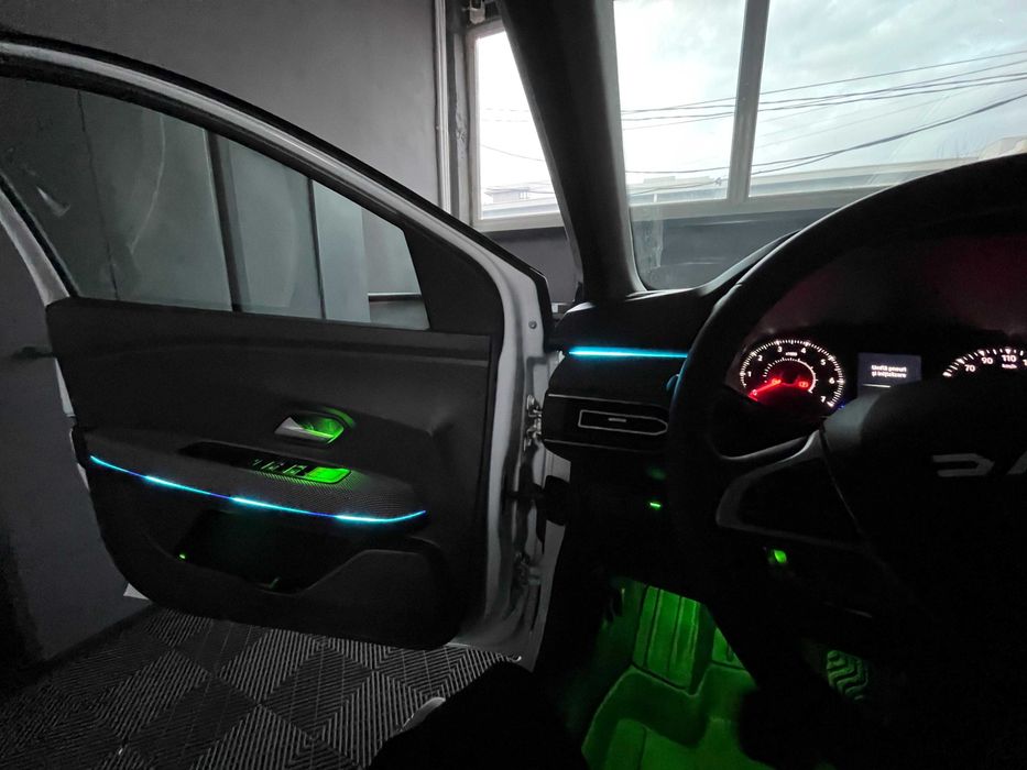 Lumini ambientale LED - DACIA