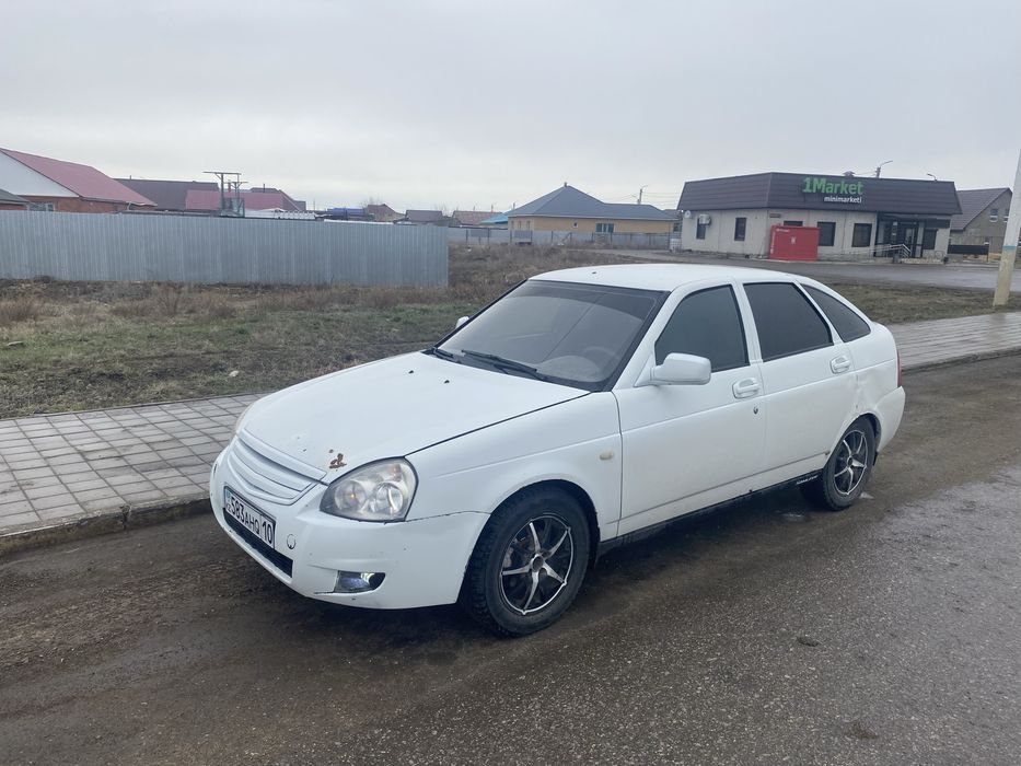 Лада приора  2010 года