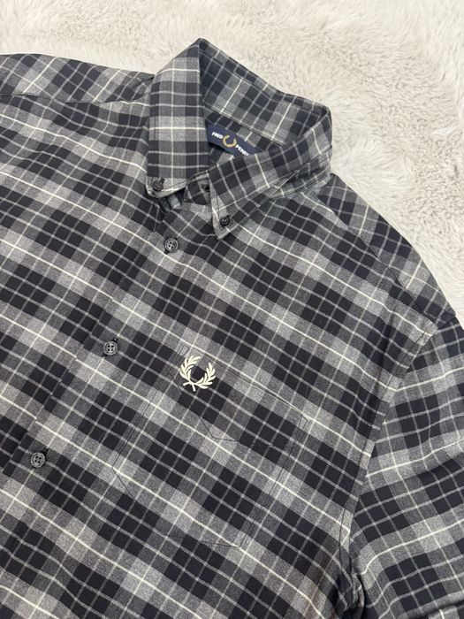 Мъжка риза FRED PERRY. Размер М