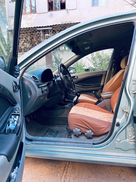 Авто-Daewoo Lacetti