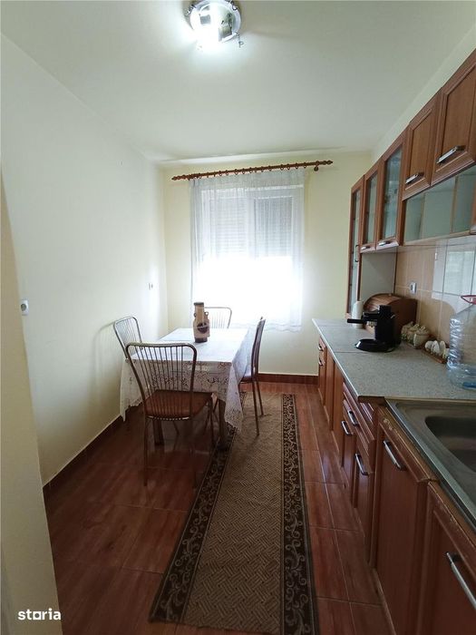 Apartament 2 cam. in Moldova Noua