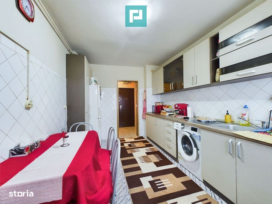 Apartament 3 Camere în Vlaicu, la Z-uri