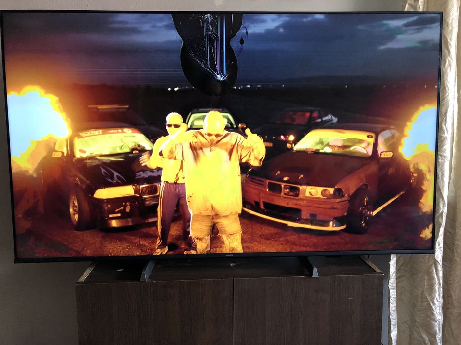 Philips tv счупен екран
