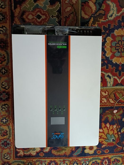 Invertor hibrid fotovoltaic 5,5kw