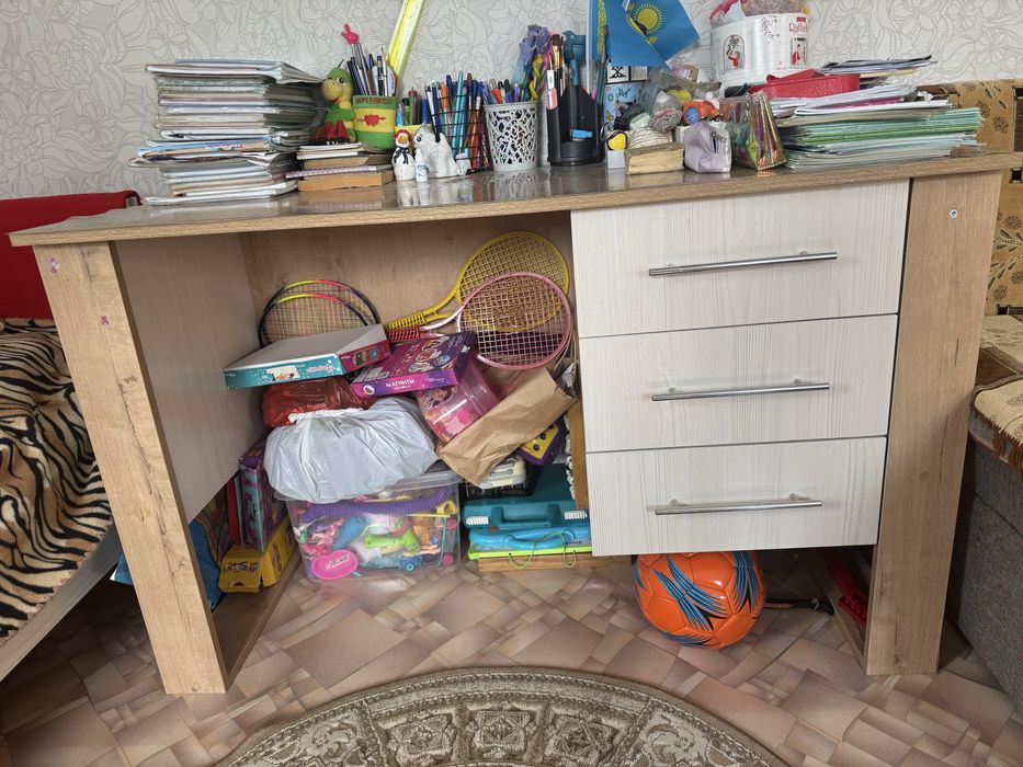 Продам мебель детскую