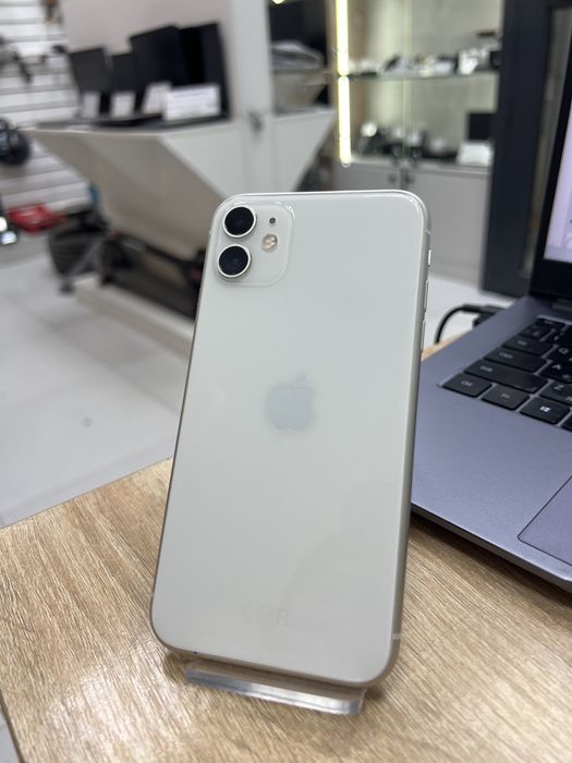 Iphone 11, 128gb (p25)
