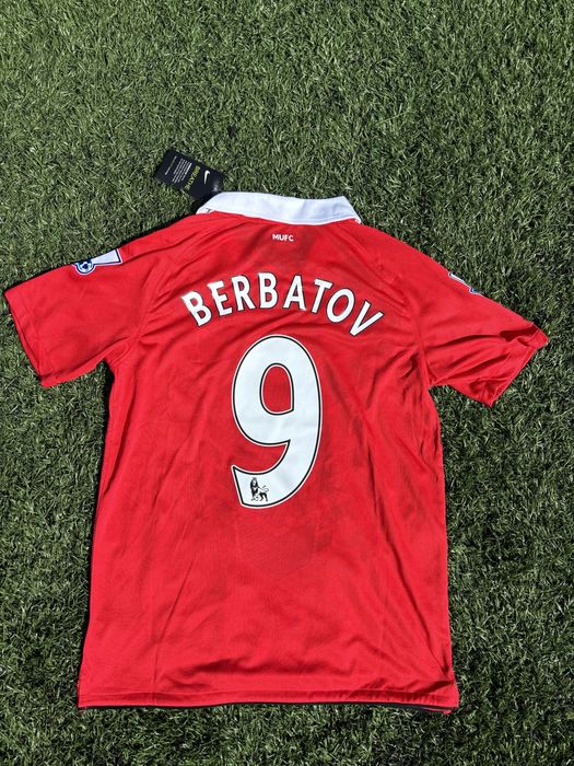 Тениска на Manchester United 2010/11 Berbatov