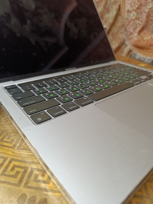 MacBook Pro M2 13-inch