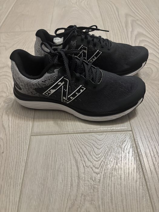 Маратонки New balance