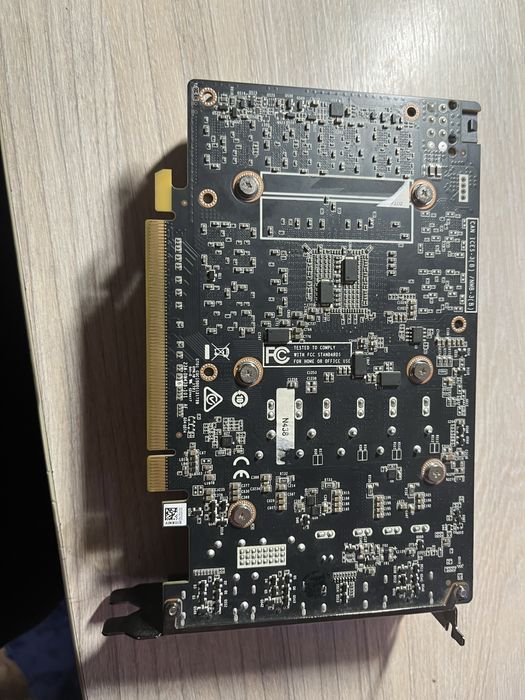 vant card de grafici zorac gtx 1660 mini