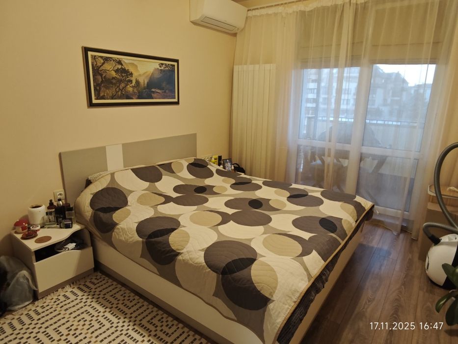 Луксозно обзаведен двустаен апартамент в кв. Витоша