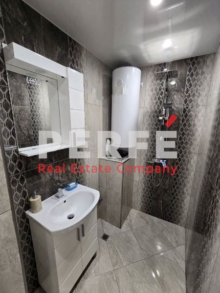 Продава се Многостаен апартамент в Бургас, Братя Миладинови - 90 кв.м за 2867 €/кв.м - Снимка #9