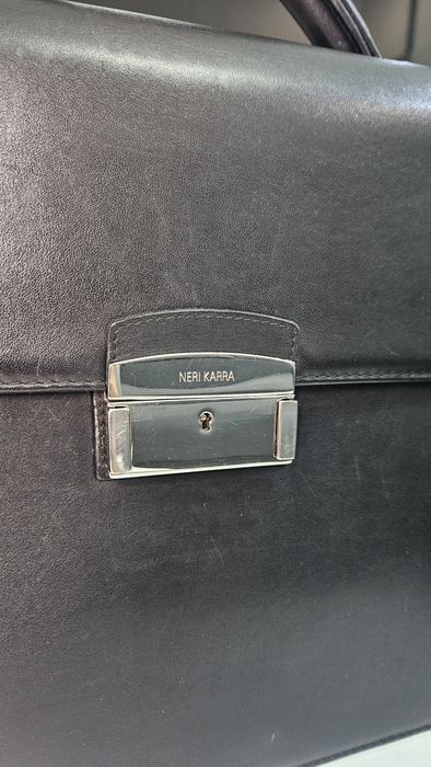 Портфель NERI KARRA кожаный