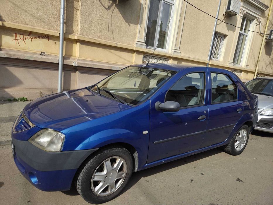 Dacia Logan-albastru