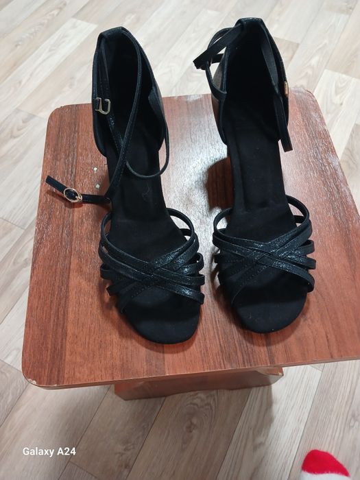 Туфли для танцев