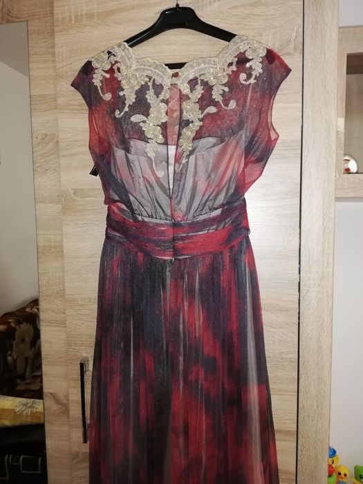 Rochie de seară dantela și tull