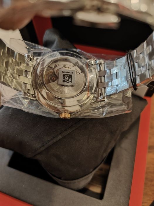 Чисто НОВ Tissot Carson Premium Powermatic 80